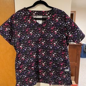 Heart pattern scrub top